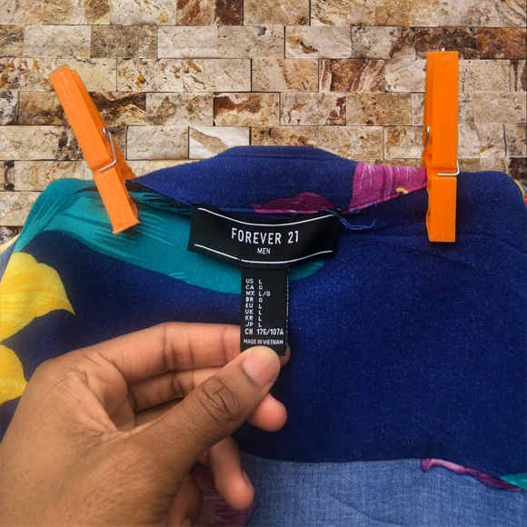 //button up hawaiian blue shirt w floral design// - Picture 3 of 4